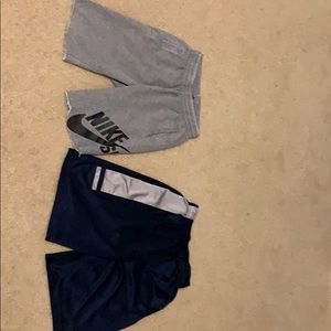 Nike Youth Medium Shorts 2-Pack